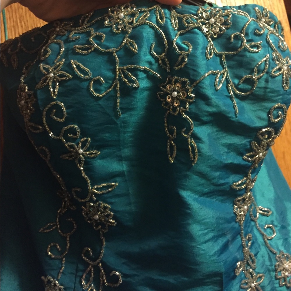 Teal prom dress - Picture 3 of 4