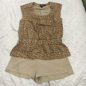 "Worth New York" brand top. 100% SILK (size 4)