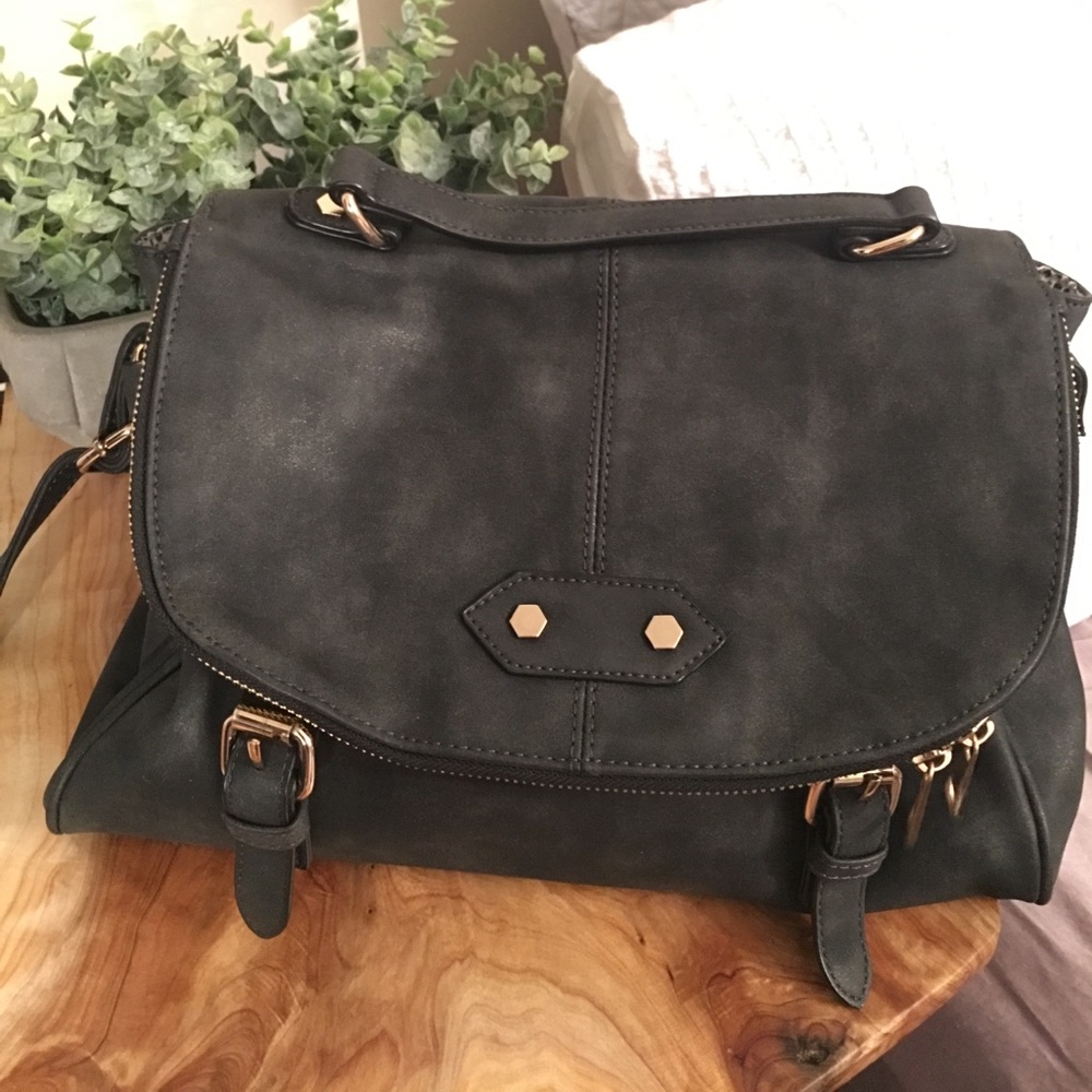 Call it Spring purse