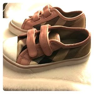 Burberry shoes