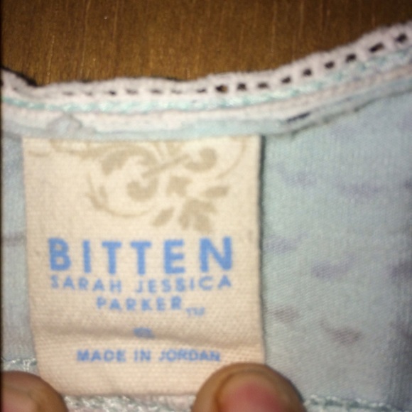 Baby blue tank with little whales 🐳 - Picture 4 of 4