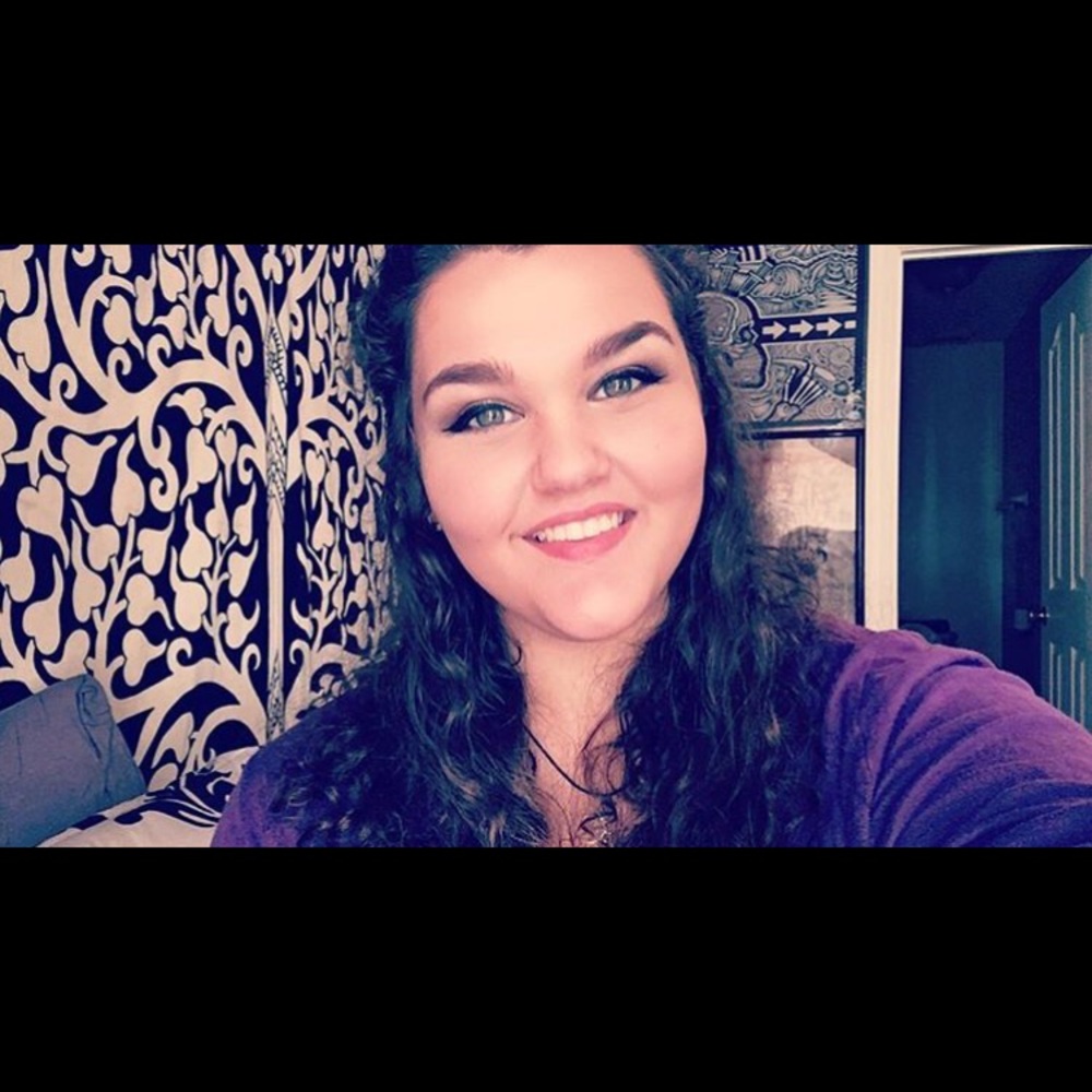 Meet your Posher, Haley