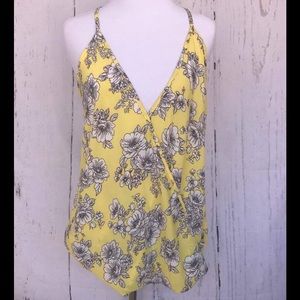 Stitch fix for Papermoon Floral Yellow top size M