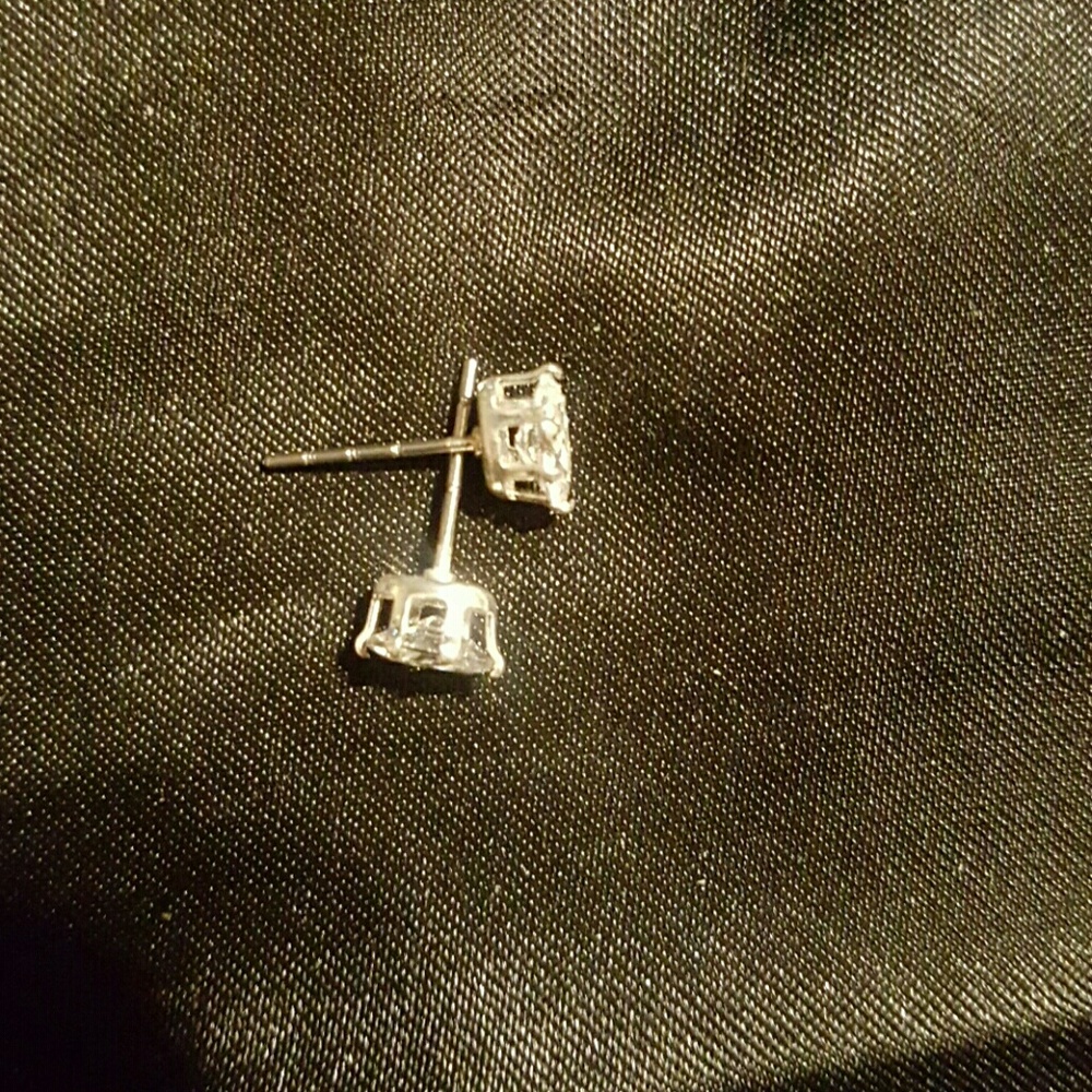 SOLD-  BRAND NEW - Oval CZ Earrings - Picture 5 of 8