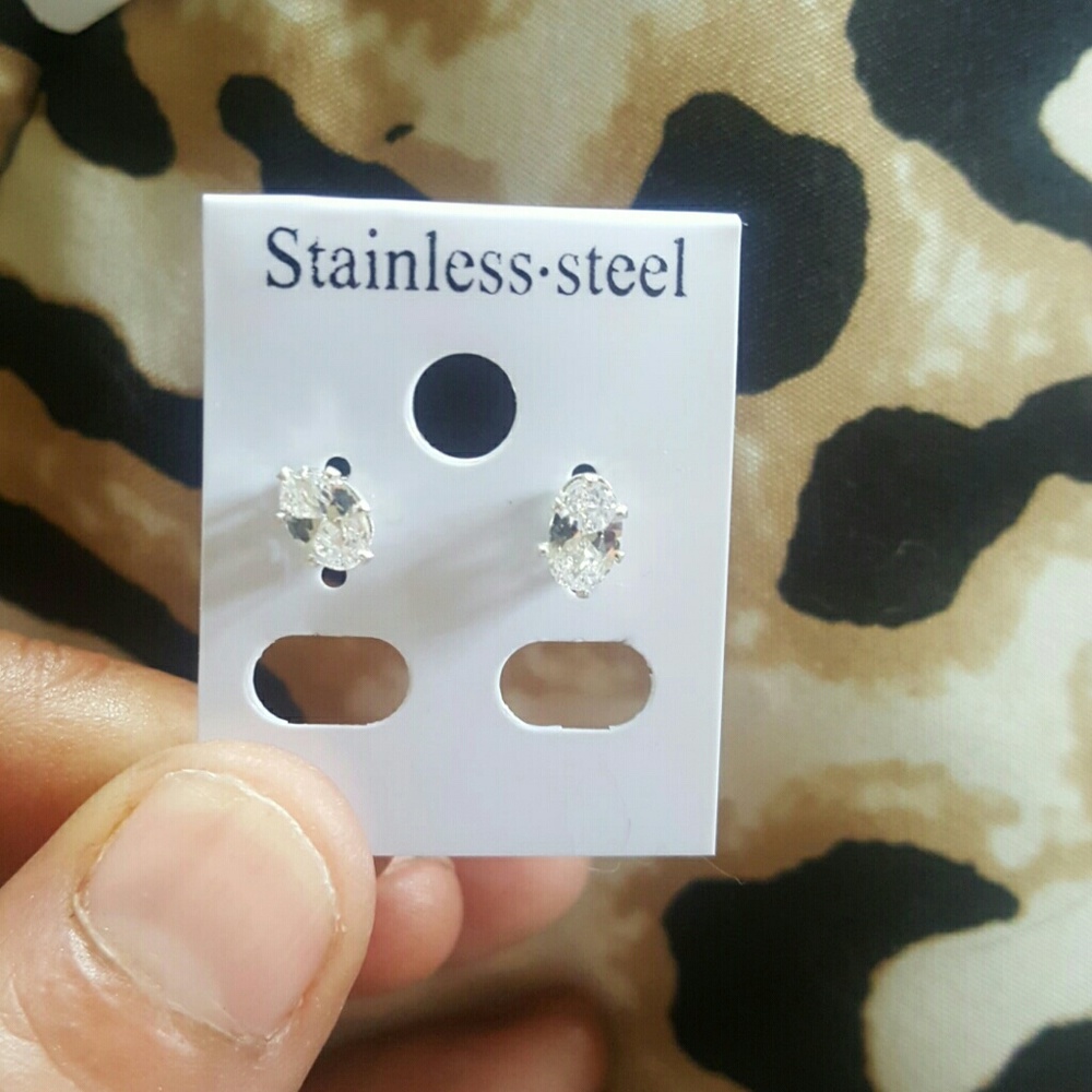 SOLD-  BRAND NEW - Oval CZ Earrings - Picture 2 of 8