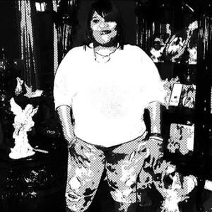 Meet your Posher, Regina