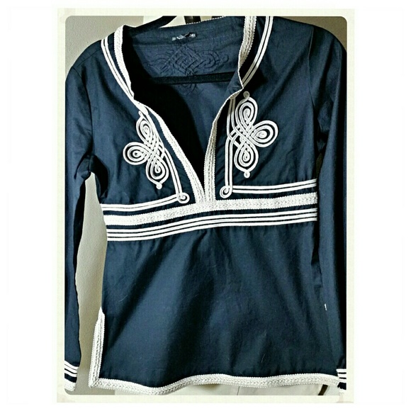 Lucky  blouse size S. - Picture 2 of 3