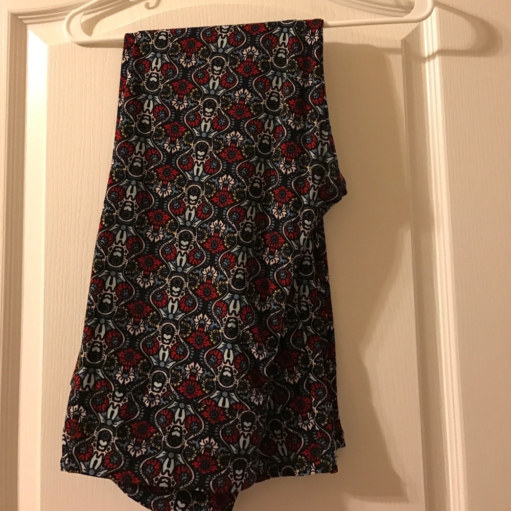 Lularoe tall and curvy leggings