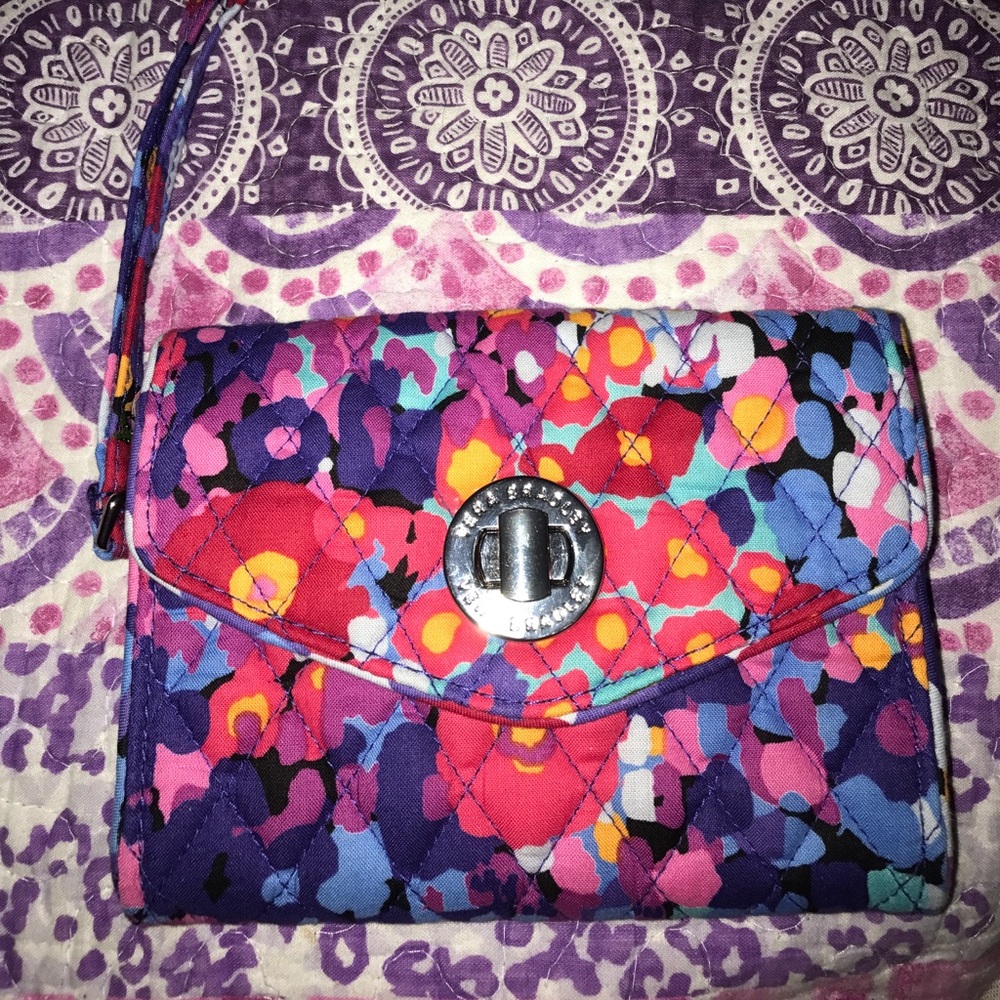 Your turn smartphone wristlet
