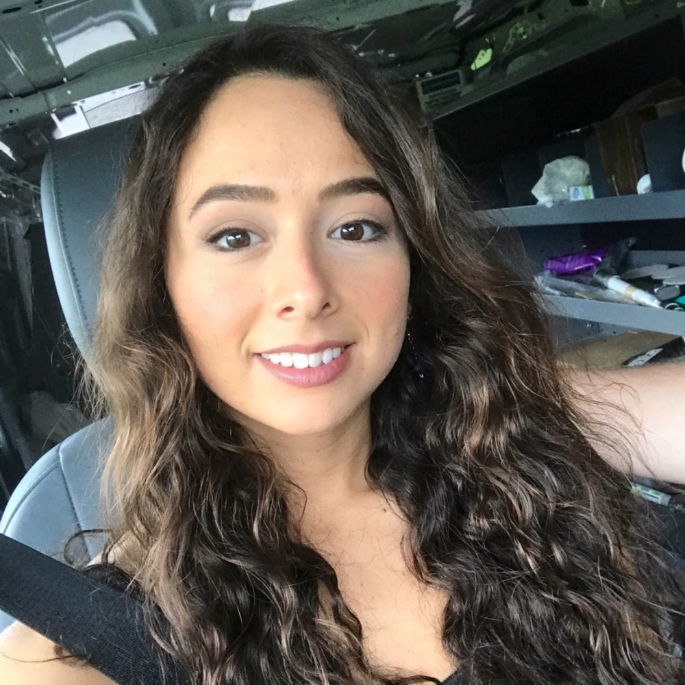 Meet your Posher, Nikki