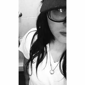 Meet your Posher, Briana