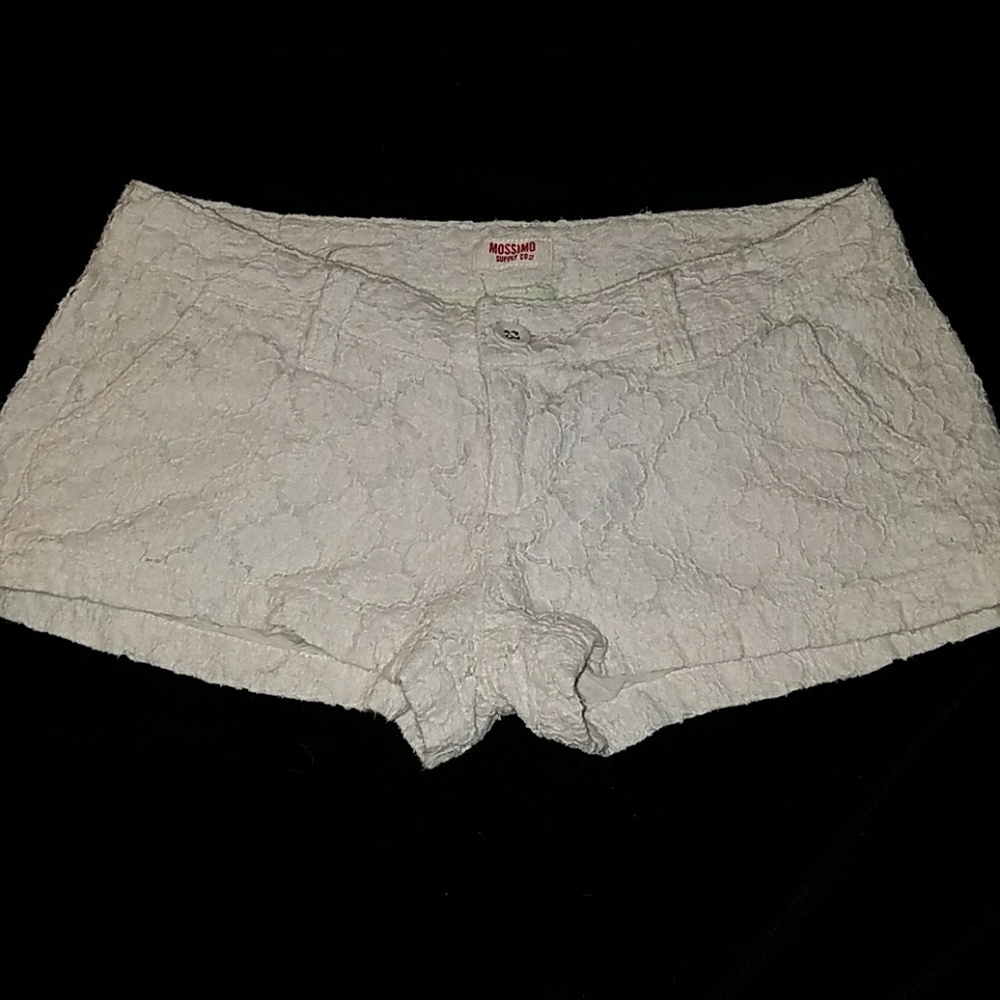 White ruffled shorts
