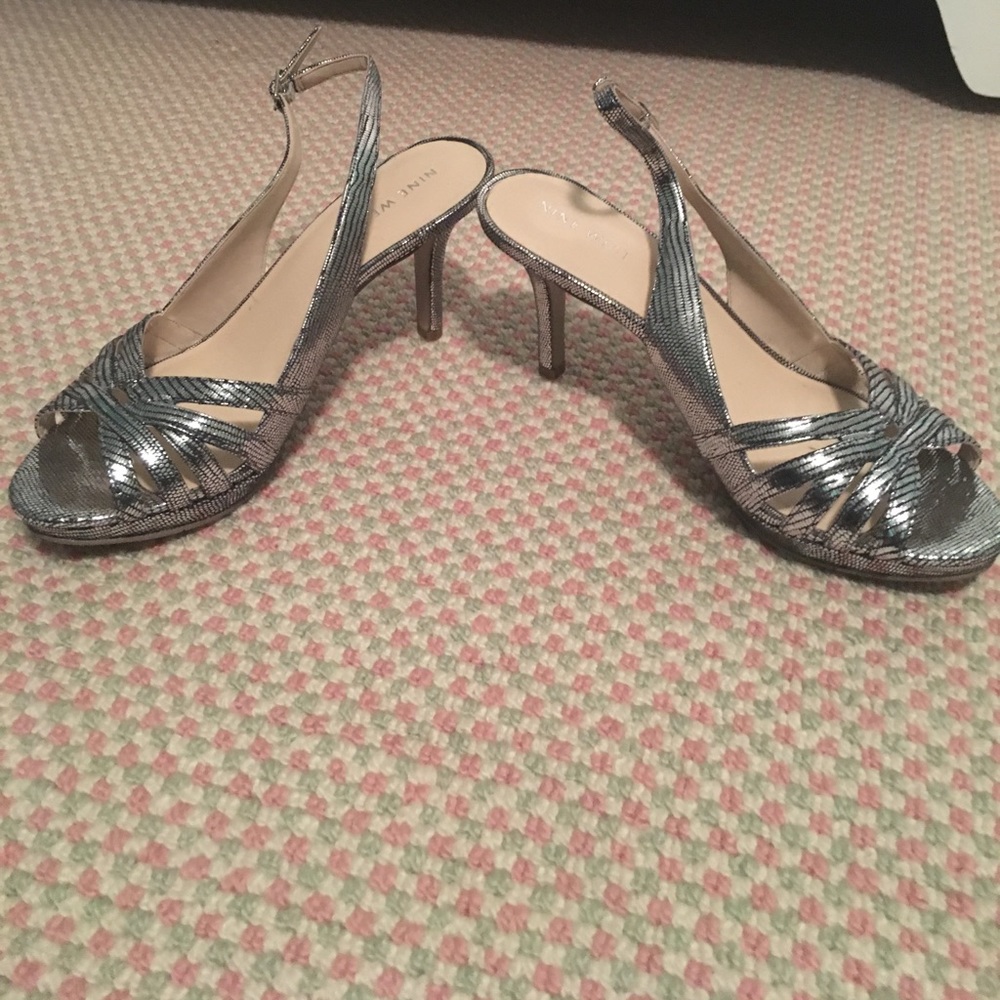 Nin West sling back heels (only worn once)!!