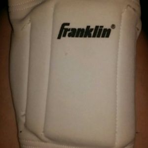 Franklin Sports Knee Pads