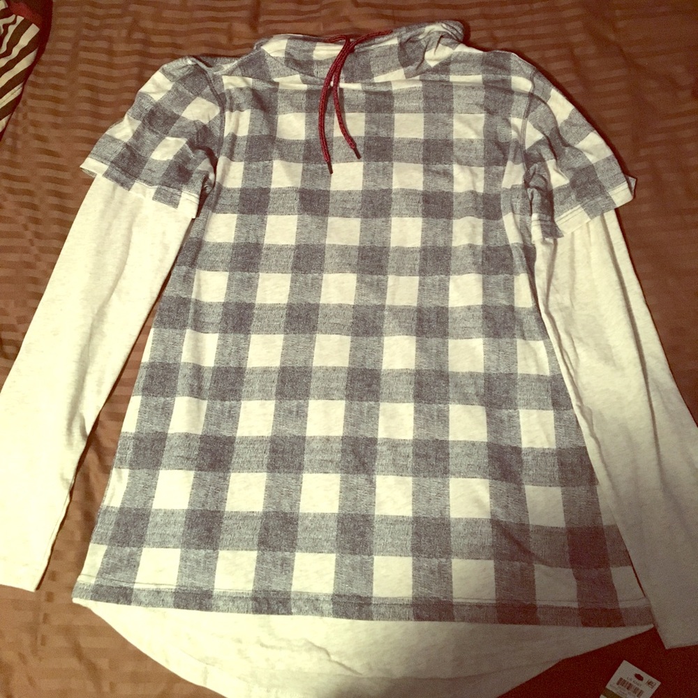 Funnel neck shirt
