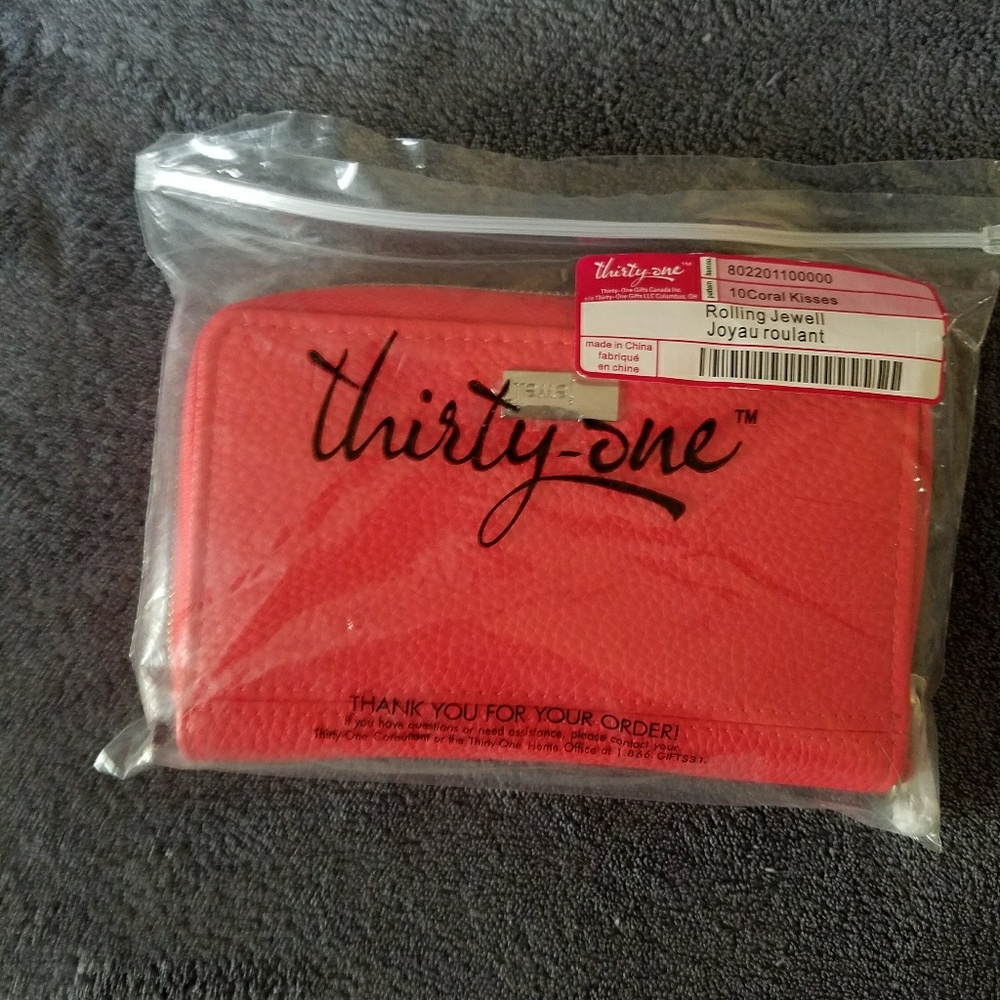 Thirty-One Rolling Jewell Wallet