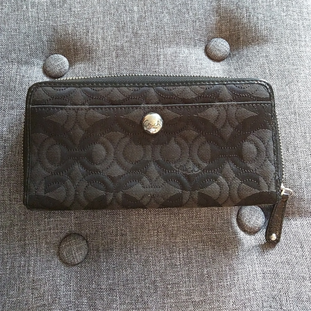Coach wallet