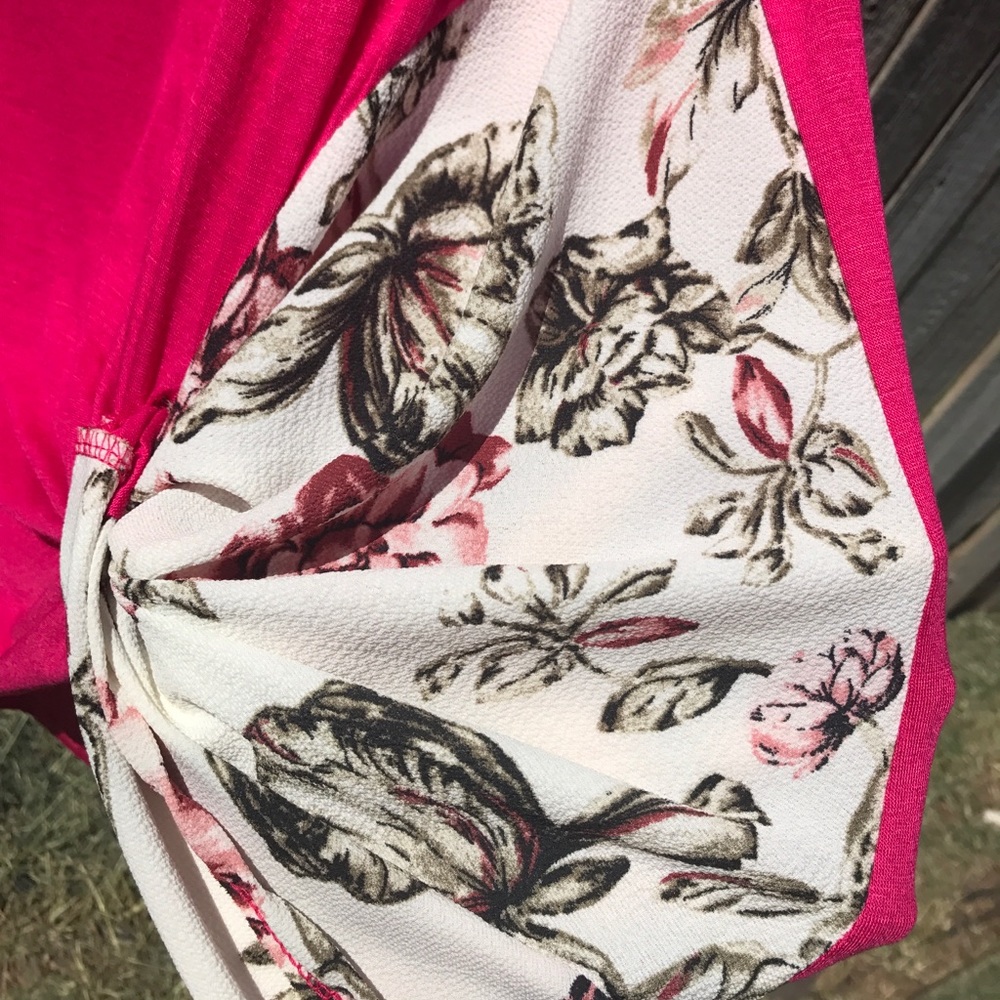 Floral Contrast Tunic. - Picture 6 of 7
