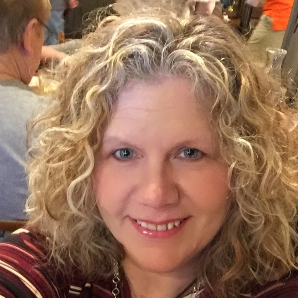 Meet your Posher, Vickie