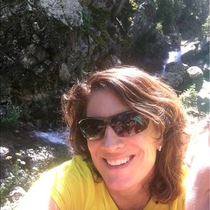 Meet your Posher, Nancy