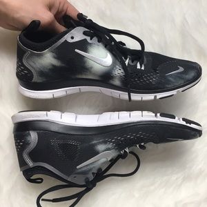 Nike TR Tennis Shoes