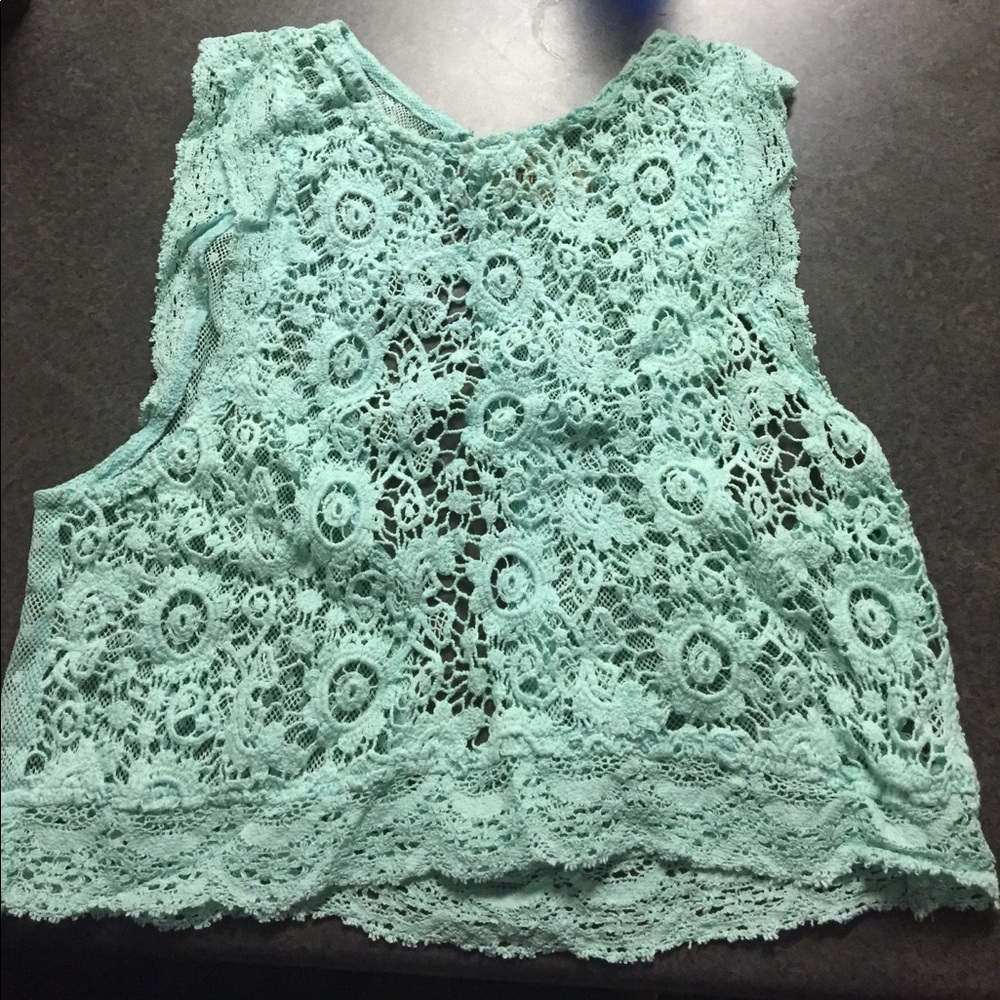 Hollister summer crop top