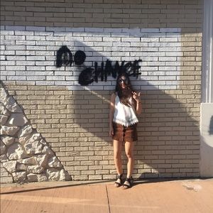 Meet your Posher, April