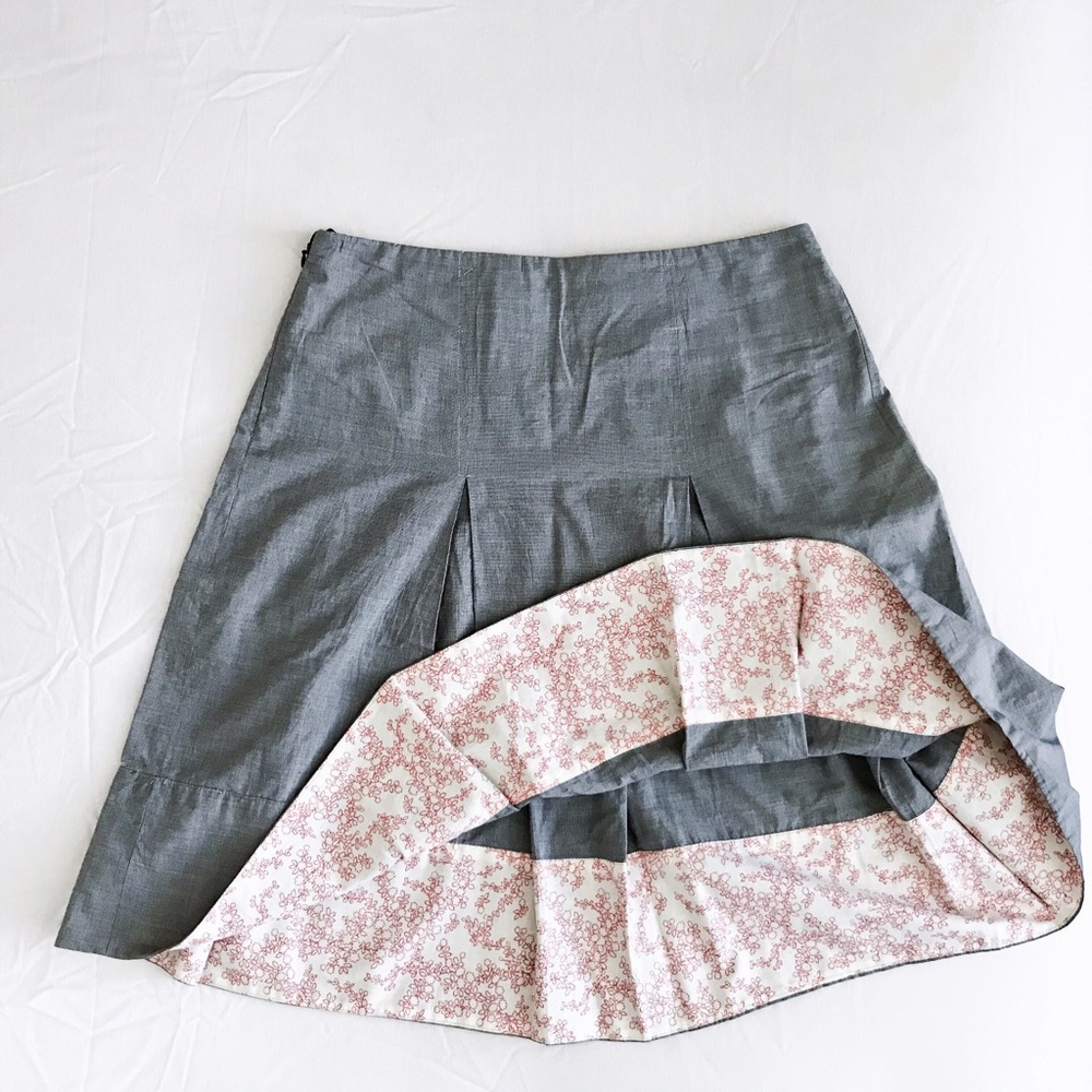 Skirt by Blus Deep. Knee hight.