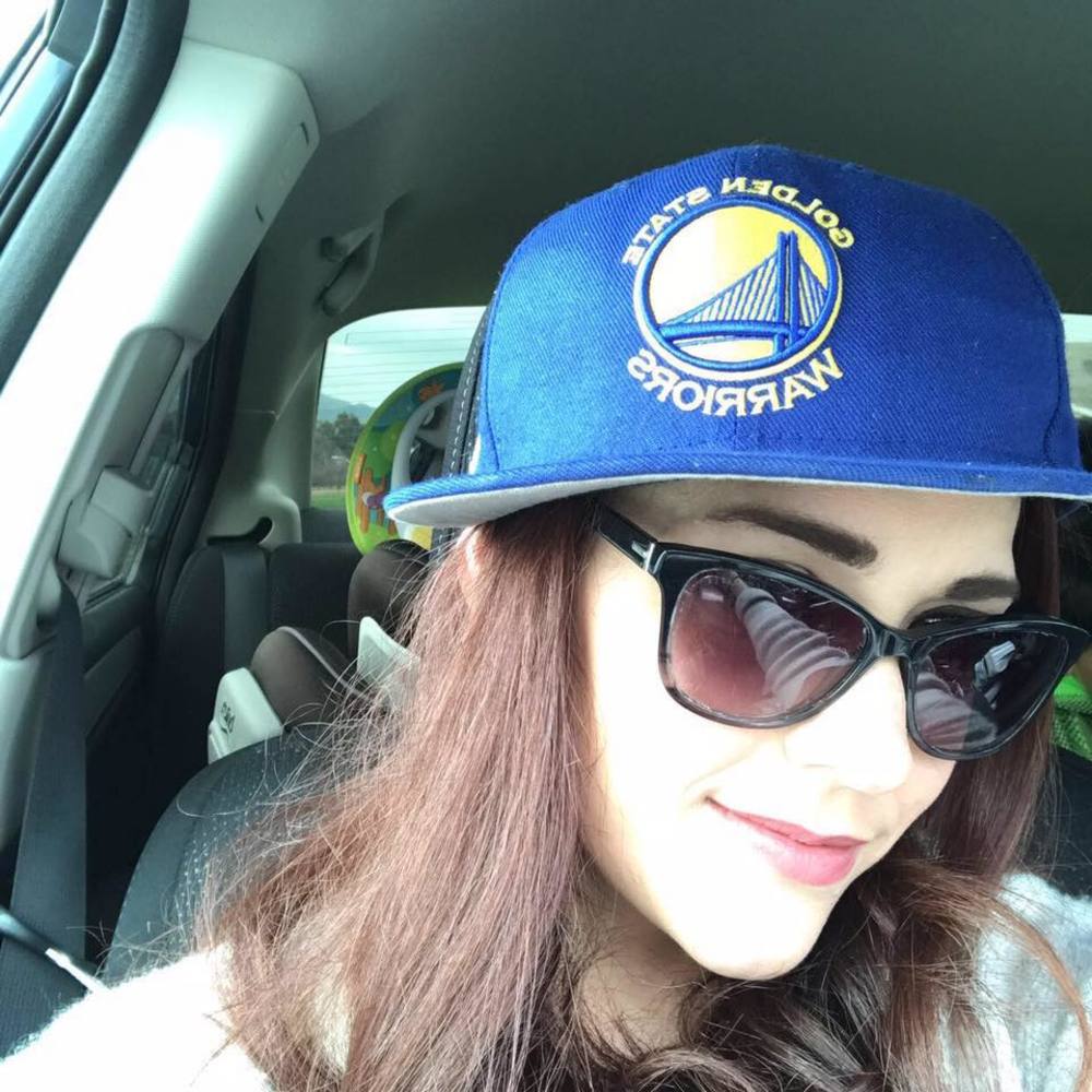 Meet your Posher, Leslie