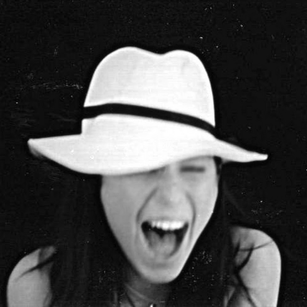 Meet your Posher, Alessandra