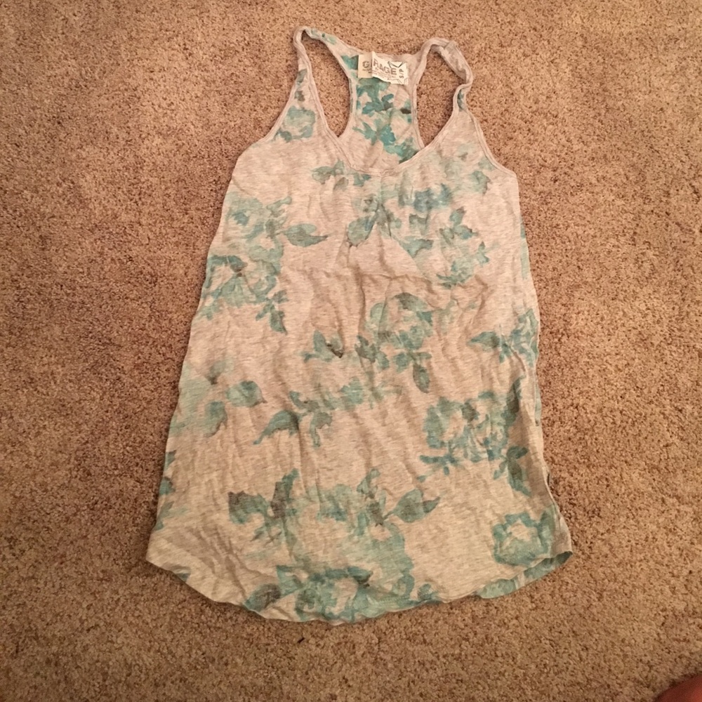 BRAND NEW Garage light gray floral tank in Small