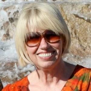 Meet your Posher, Louise