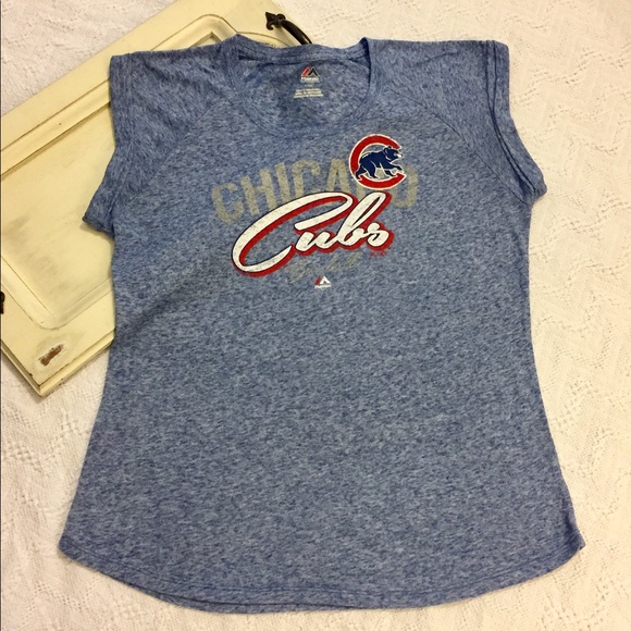 Majestic Tops - Women's Majestic Chicago Cubs T-Shirt L Baseball
