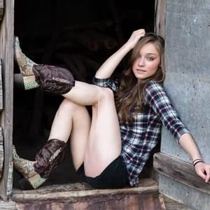 Meet your Posher, Taylor