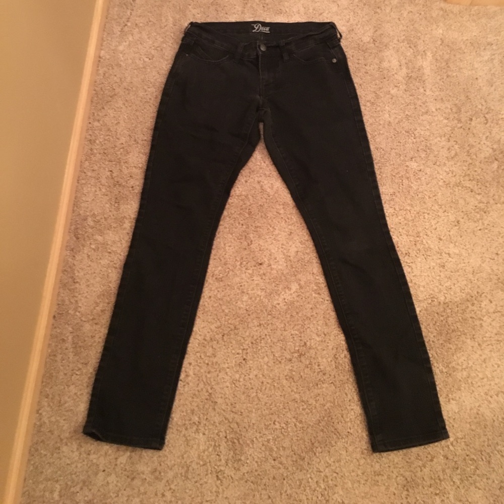 Old Navy Diva faded black skinny jeans in size 4
