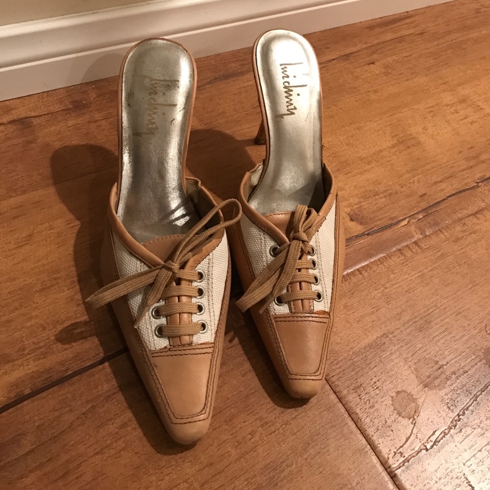 Open heel pump