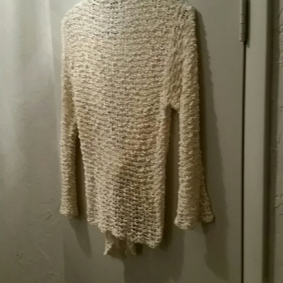 Crocheted wrap - Picture 3 of 4