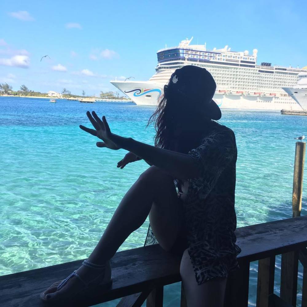 Meet your Posher, Shay