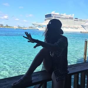 Meet your Posher, Shay