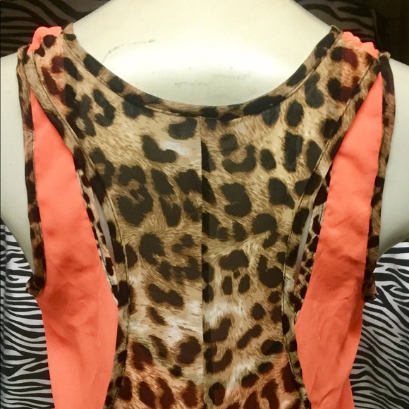 Matri U.S.A. Medium Orange/ Cheetah Print Blouse. - Picture 2 of 3