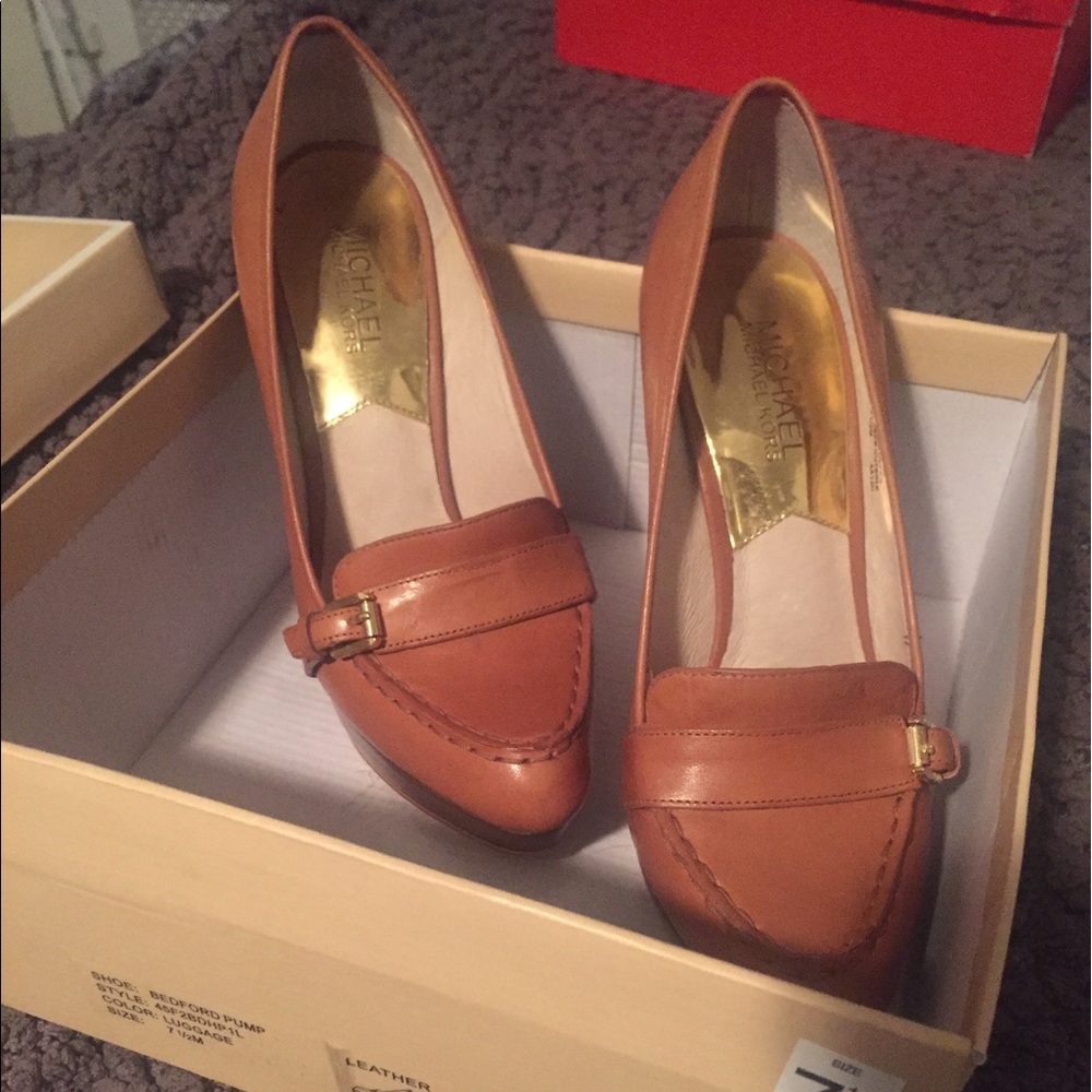 Michael Kors platform loafers