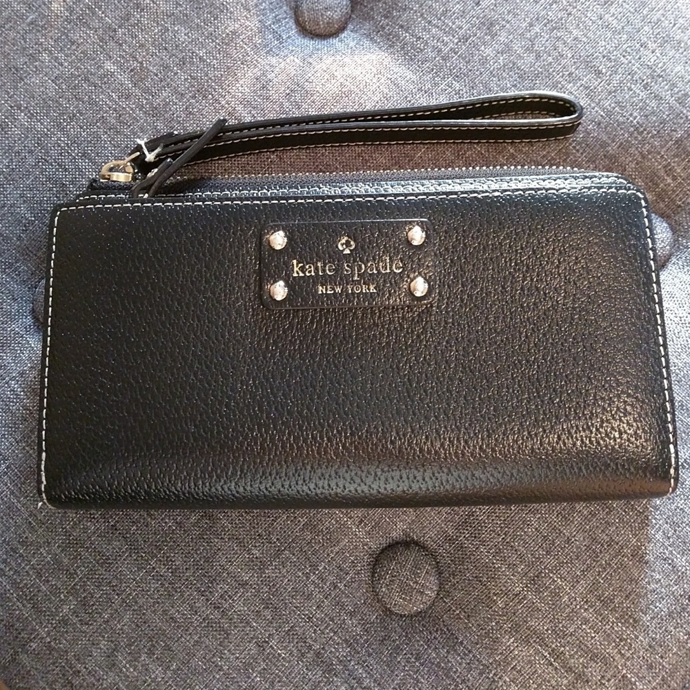 Kate Spade wristlet