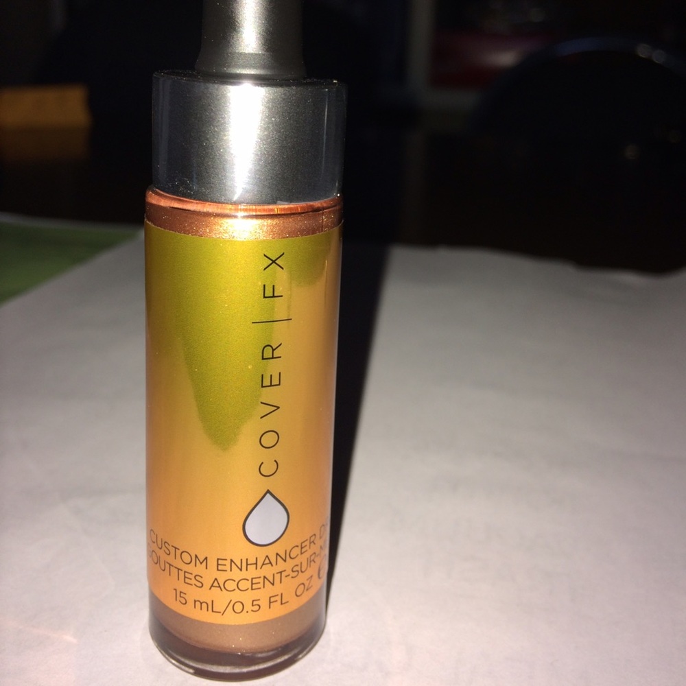 Cover FX Custom Enhancer Drops in "CANDLELIGHT"