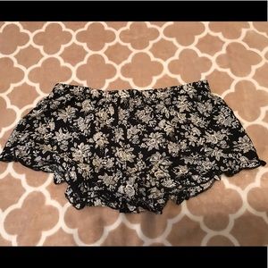 Flowy shorts