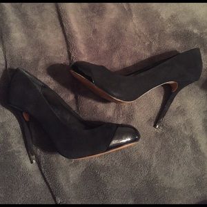 Round Toe Pump