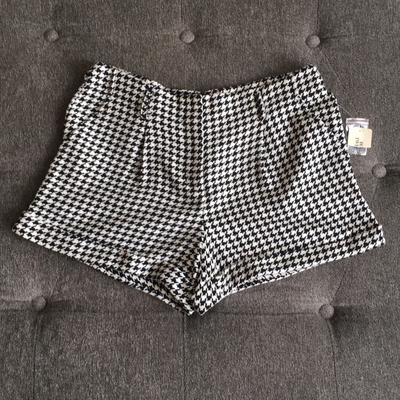 SOLD - Picture 4 of 4