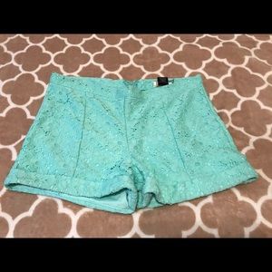 Turquoise knitted shorts
