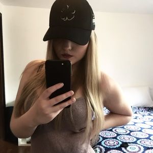 Meet your Posher, Shelby