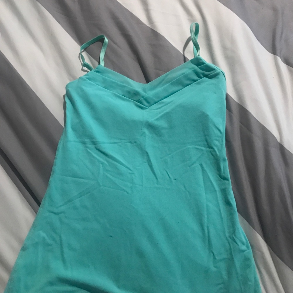 lululemon v tank