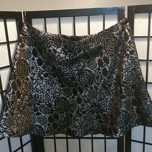 Forever 21 Plus NWOT Metallic Skater Skirt